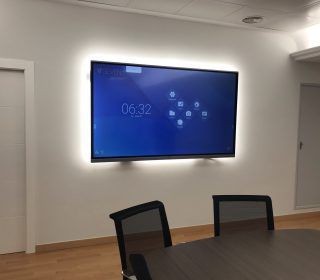 Instalación Multimedia Sala de Reuniones Hospital San Agustín