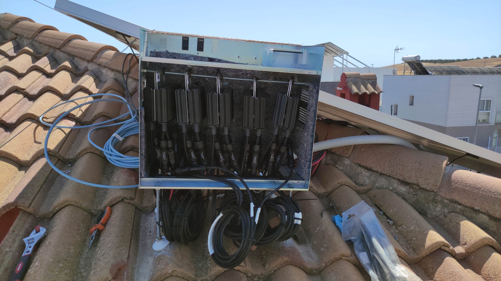 Instalación de Placas solares - Cuadro de conexiones